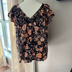 Old Navy navy blue blouse with pink/peach floral. Size medium. Just like new.